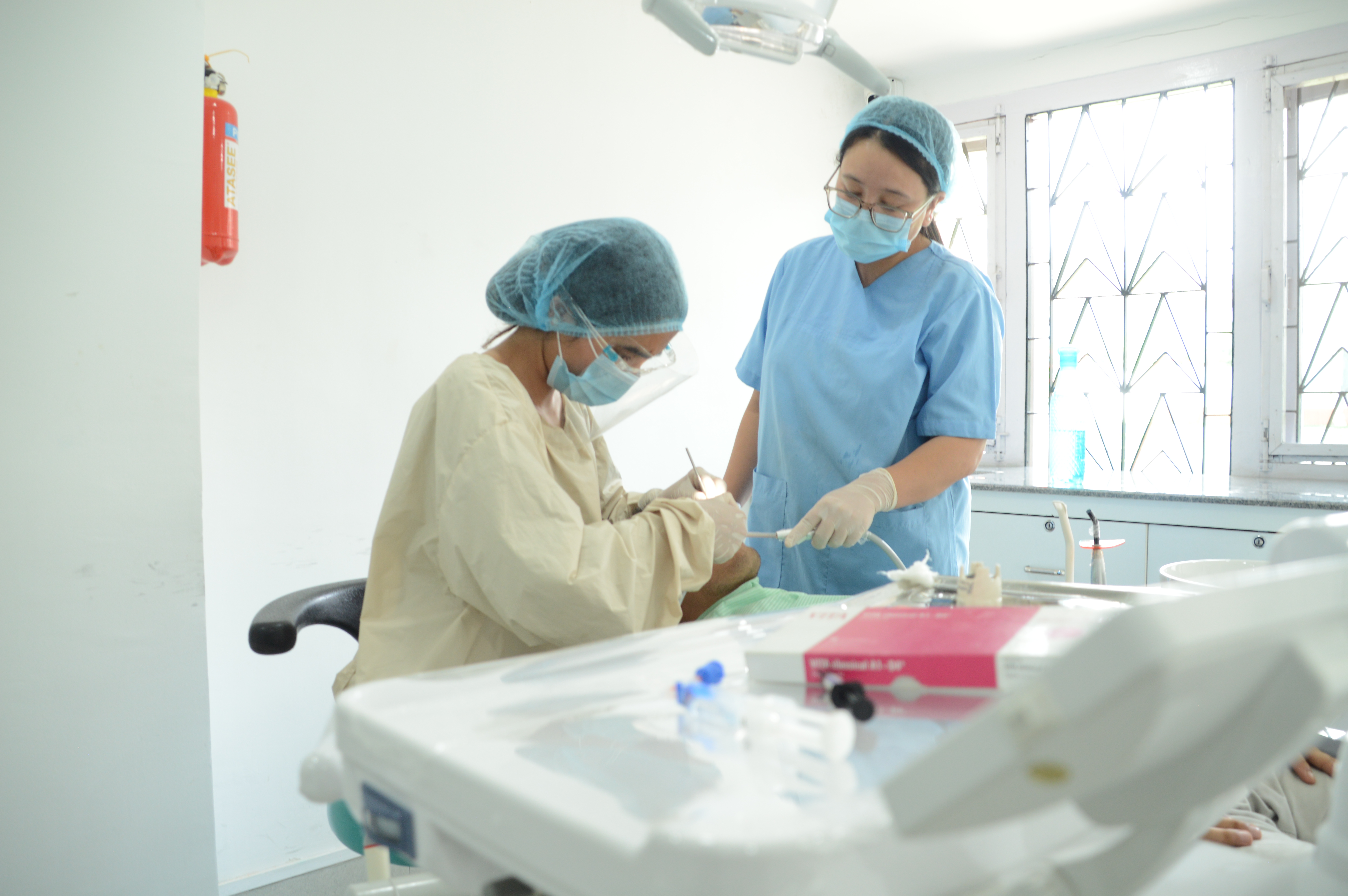 BDS Registered Dentist with Proper Isolation